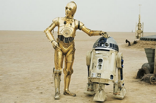 Illustration for article titled Which is More Technologically Advanced–Star Wars or Star Trek?